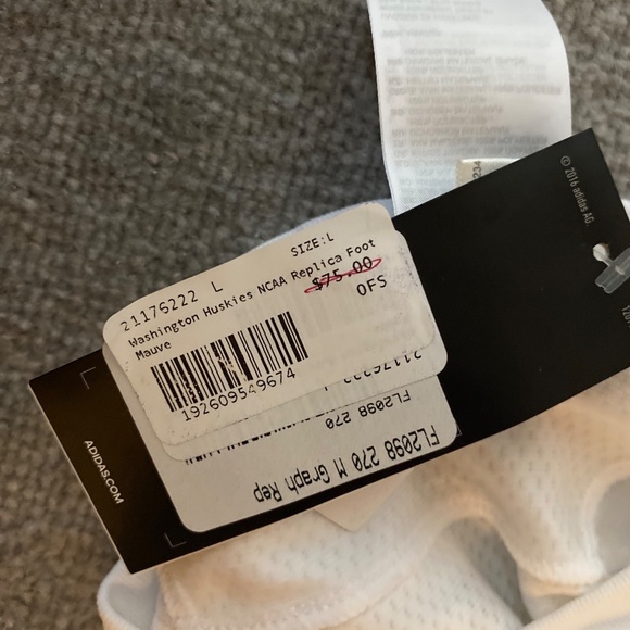 University of Washington Football Jersey - Picture 4 of 7